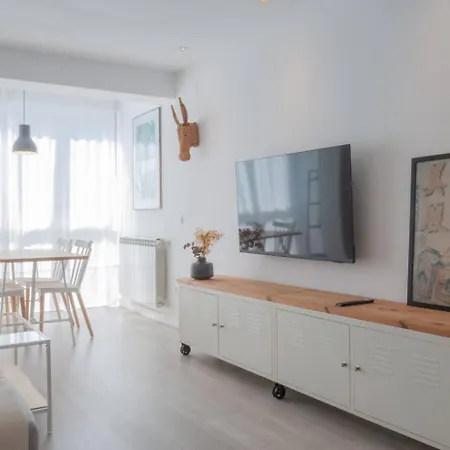Avg Premio Real 13 Apartament Gijón